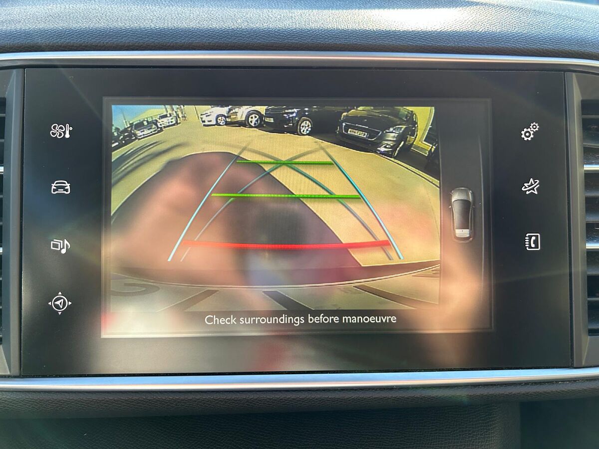 PEUGEOT 308 ALLURE 1.2 E-THP AUTO SPANISH LHD IN SPAIN 40000 MILES SUPERB 2017